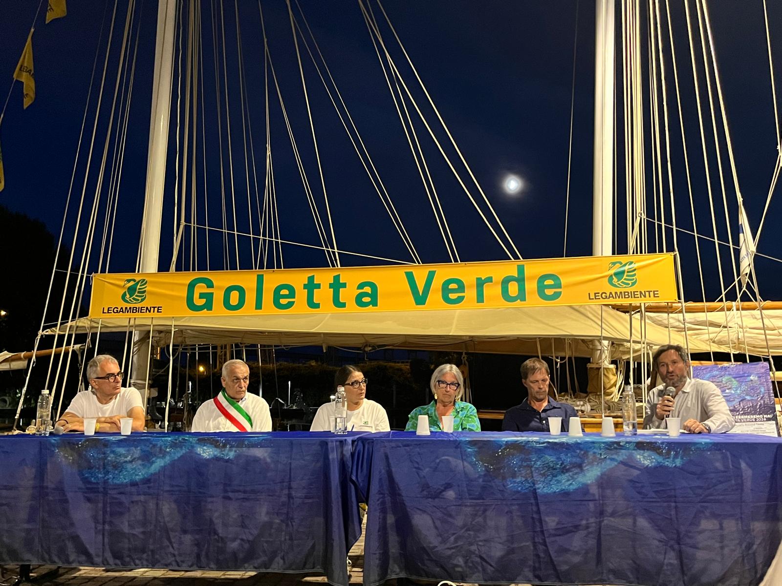 People speaking in Legambiente boat in Monfalcone